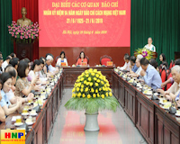 Lãnh đạo TP Hà Nội gặp mặt đại biểu các cơ quan báo chí